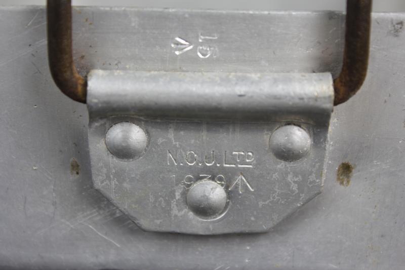 WW2 British Aluminium Messtin 1939 ( Outer Tin )