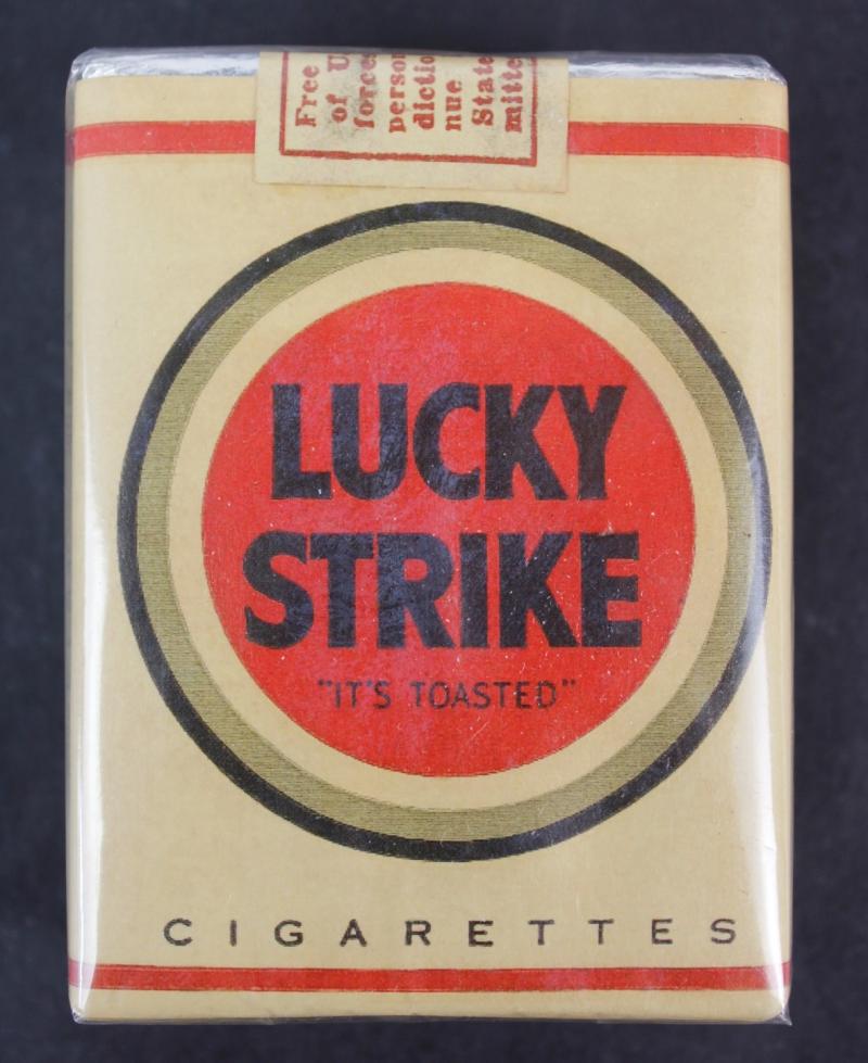 WW2 US 'Lucky Strike' Cigarettes With 'Military Free Tax' Label