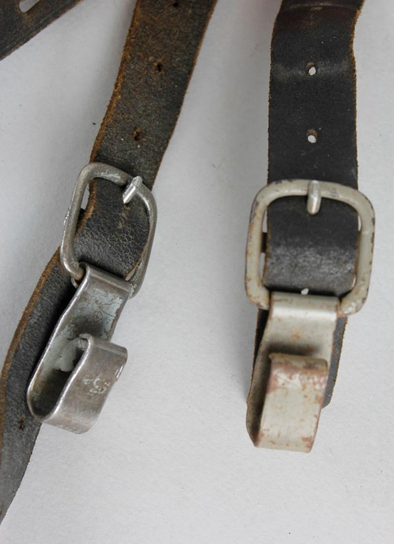 CS Militaria  WW2 German Unit Marked Luftwaffe Y Straps