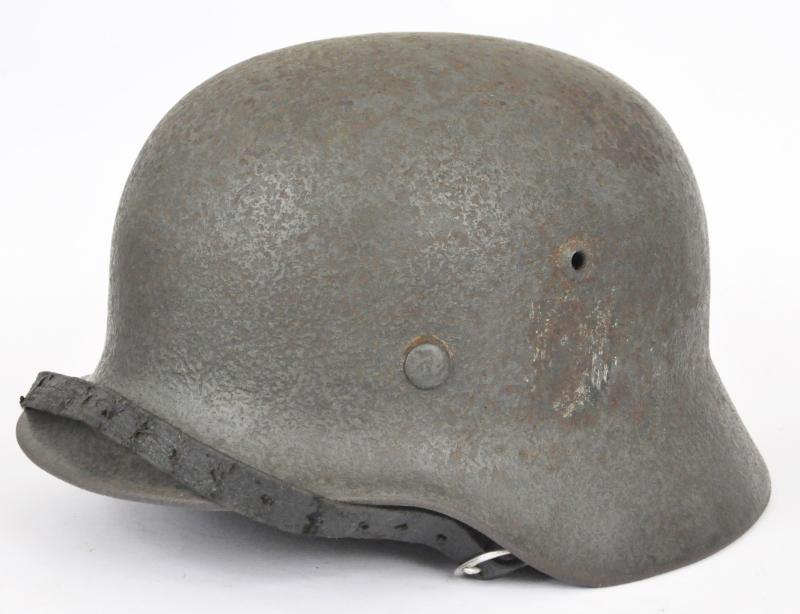 WW2 German M35 Helmet With Thick Textured Camouflage