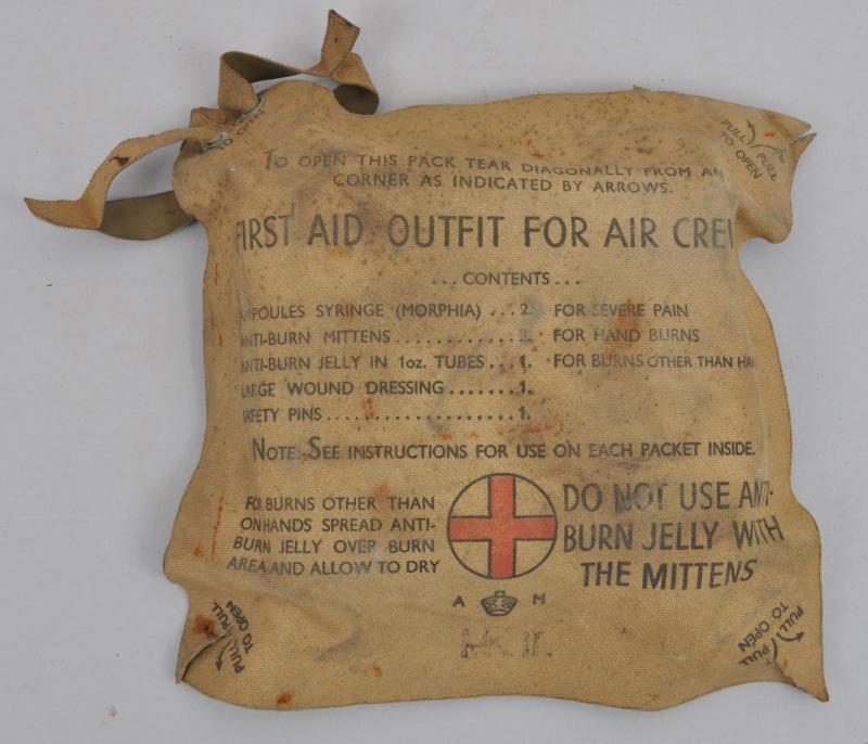 WW2 British Air Crews First Aid Outfit