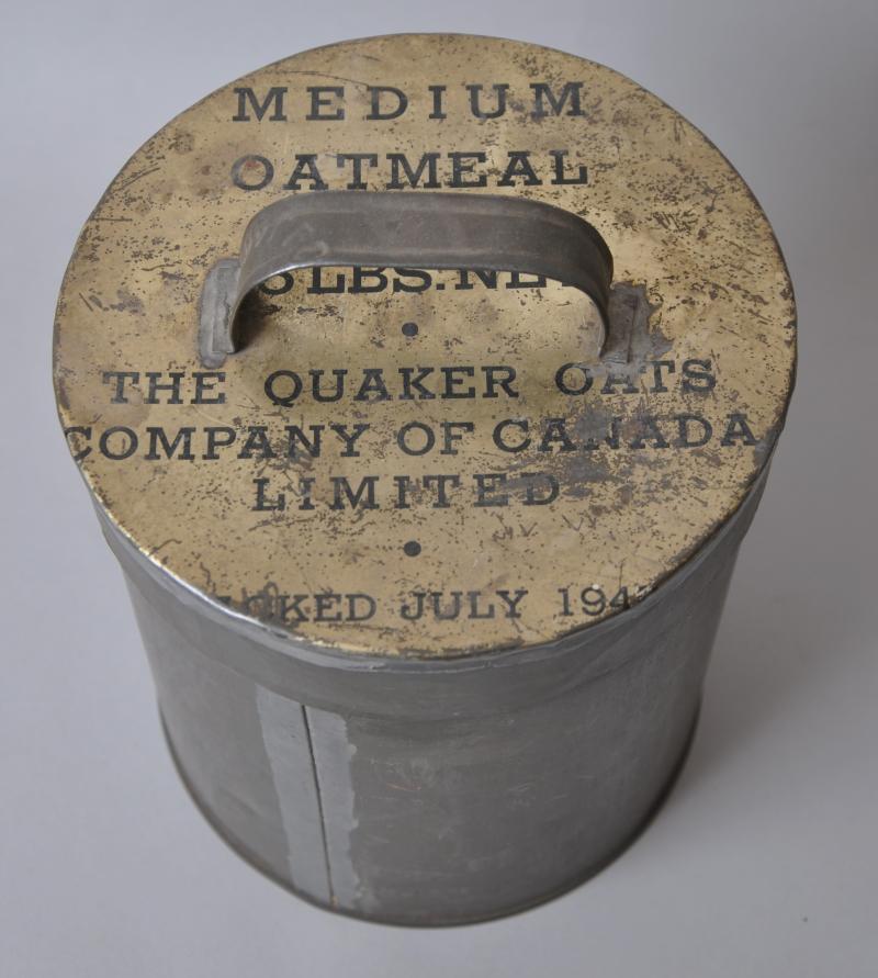 Rare WW2 Canadian Ration Container Of 'Medium Oatmeal'