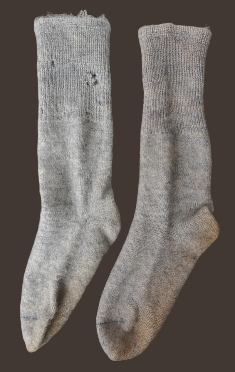 WW2 British Early Issue Grey Woollen Socks