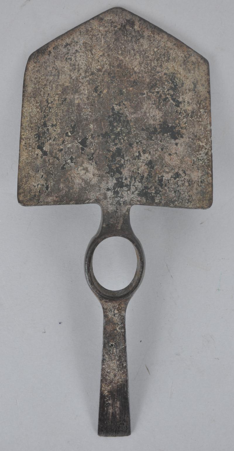 WW1 British Entrenching Tool Head 1916