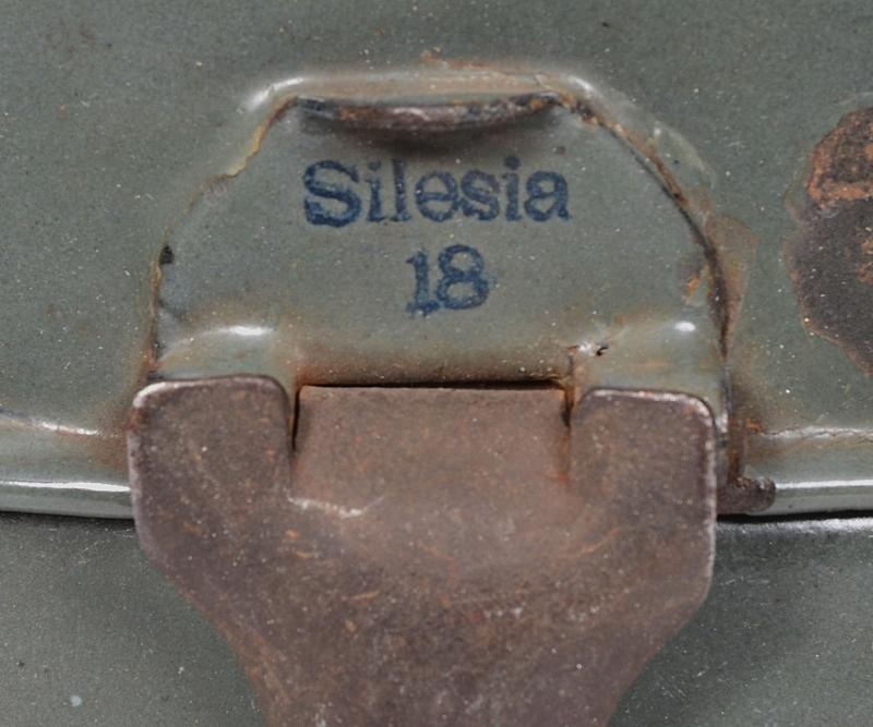 WW1 German Enamelled Messtin set - 1918 Matching Maker & Date Marked