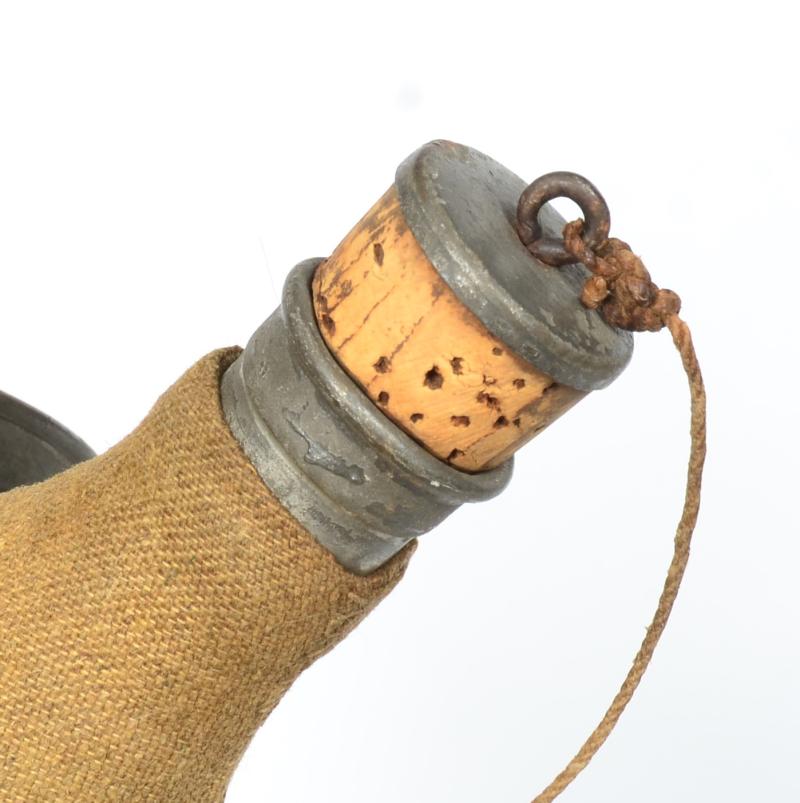 WW1 French 1 Litre Assault Water Bottle Set in Khaki Mustard cover .