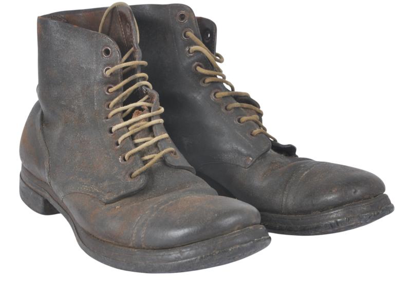 WW2 US Service Shoes With Original Laces ( Ankle Boots )