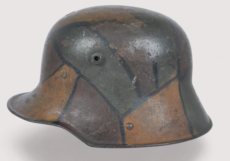 WW1 German M16 Camouflage Helmet