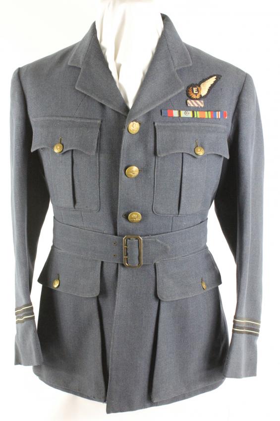 WW2 RAF Named Flt/Lt Flight Engineers DFC Winner Service Dress Tunic 1940  